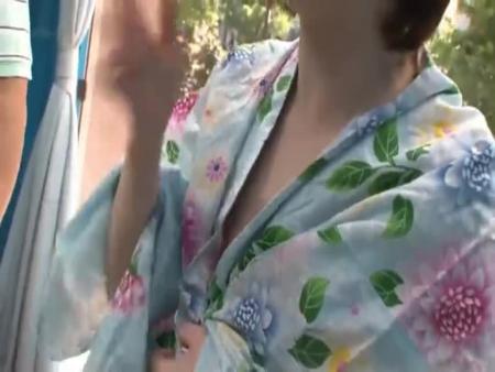 【MM号】浴衣美女が球券で立ちバックされる