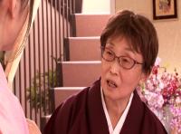 巨乳美女がイキ潮大噴射！とんでもない量を噴いてイキまくるハードFUCK