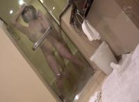 スケベな妄想ばかりしている人妻が初めての不倫SEX iQoo