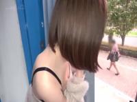 街で捕まえた素人お姉さんとハメ撮りSEX iQoo