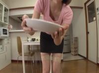 単身赴任中の夫に自分のオナニー動画と下品にイキまくる浮気SEX動画を送るヤリマン若妻