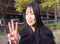 外人さんの大きなアソコにドハマりする人妻 iQoo