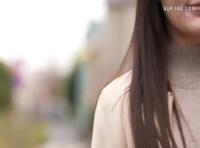 スレンダー美女のベッド上での濃厚な締め付けSEX