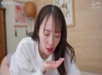 清楚な素人娘が激しい騎乗位とバックで情熱的に交わる